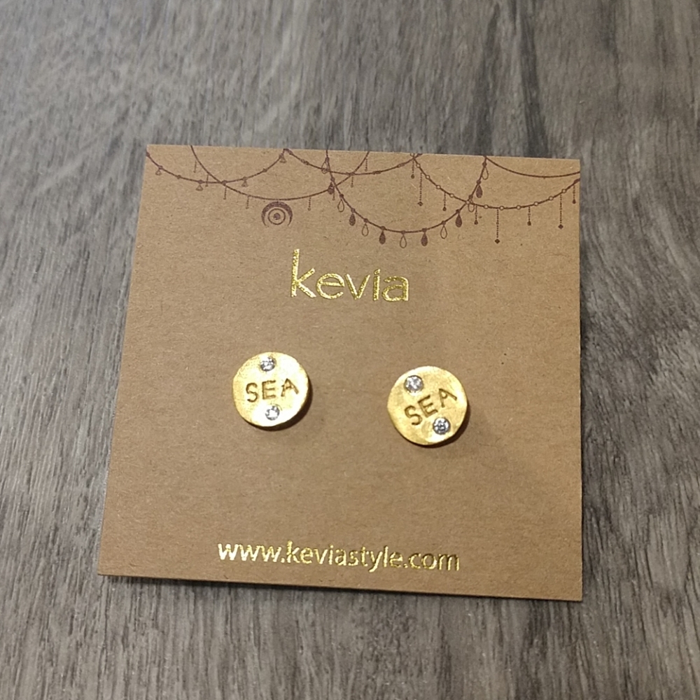 Kevia Seattle "Roam" Stud Earrings